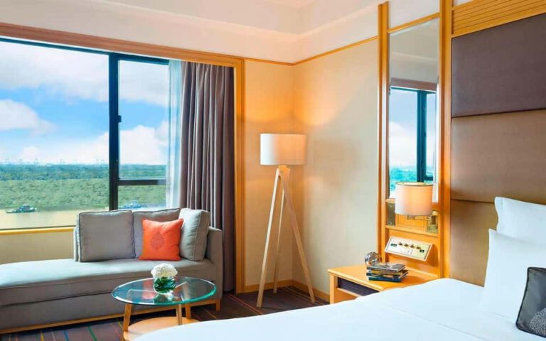 Deluxe River View Guest room, 1 King - ルネッサンス リバーサイド ホテル サイゴン