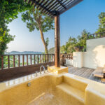 Premier Ocean Hillside - Jaguzzi with View
