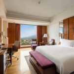 _DELUXE ROOM MOUNTAIN VIEW